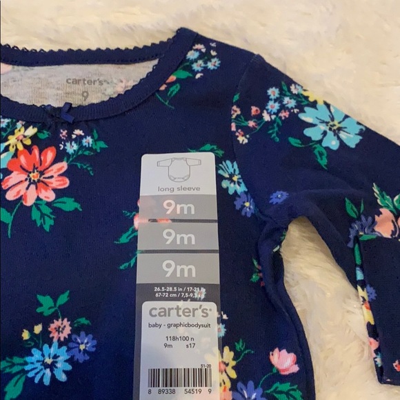 Carter’s Long-sleeve Bodysuit - Picture 2 of 3